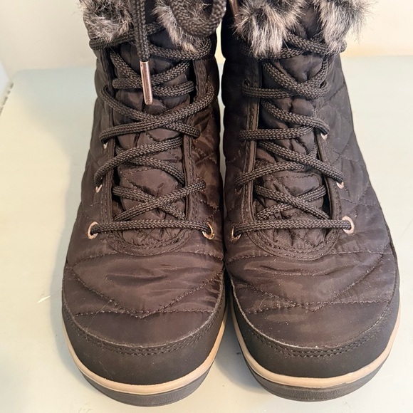 NWOT Columbia Sportswear Women's Heavenly Omni-Heat Lace Up Black Winter Boots 8 - Picture 7 of 10